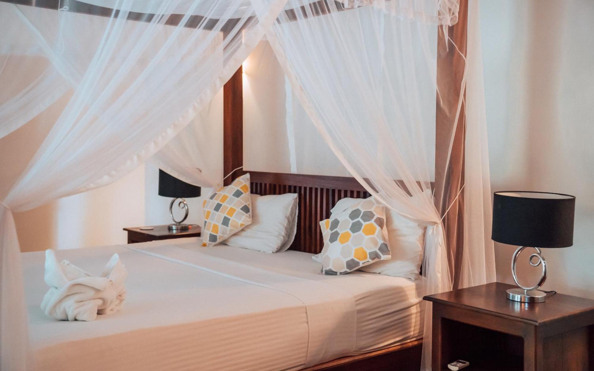 Amara Villa Ahangama Bagian luar foto