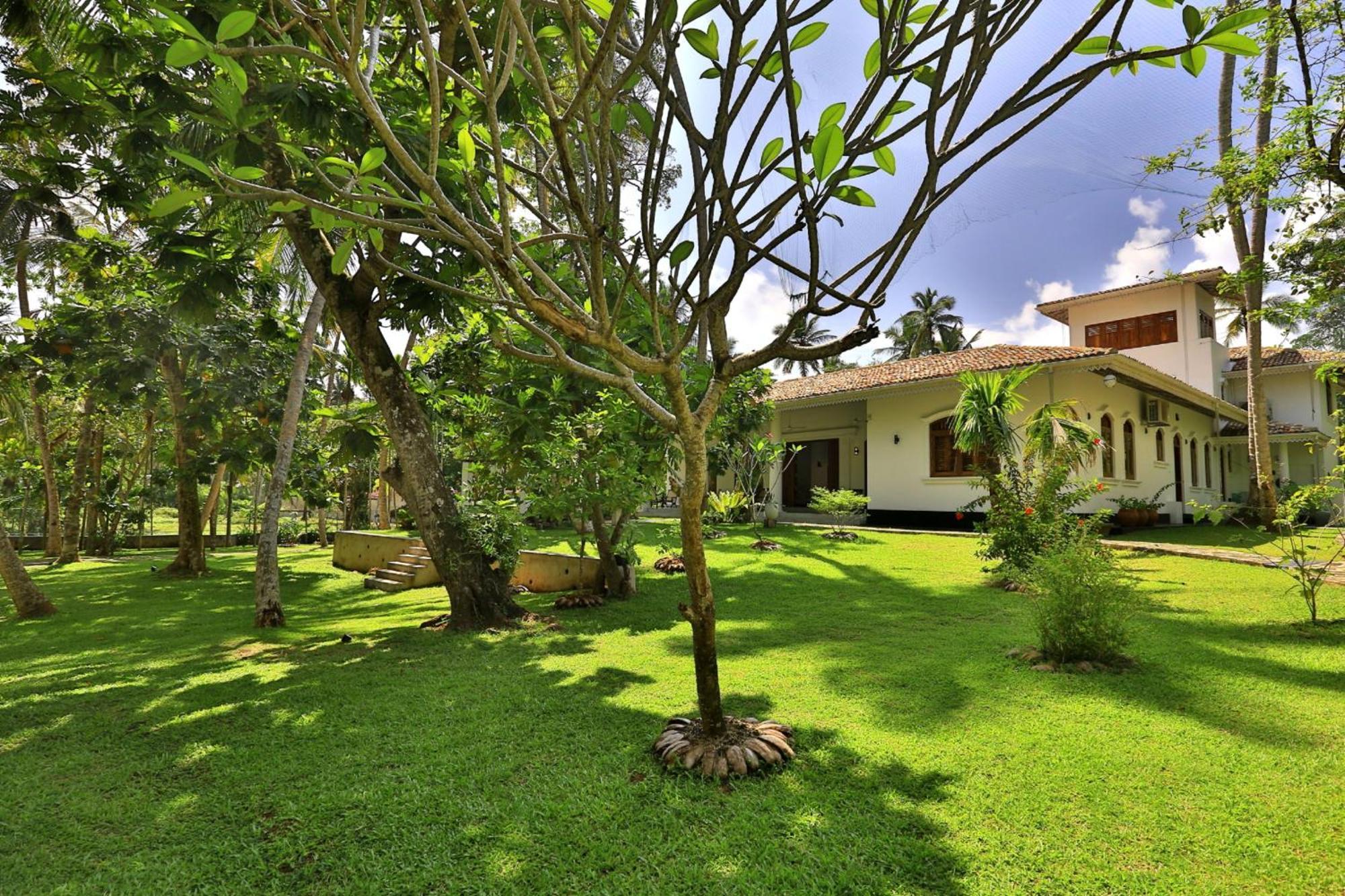 Amara Villa Ahangama Bagian luar foto
