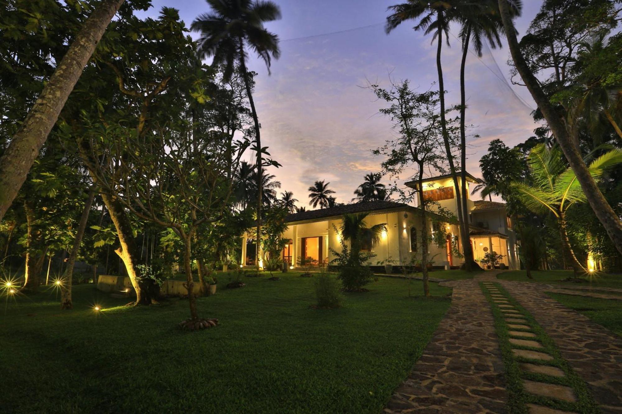 Amara Villa Ahangama Bagian luar foto