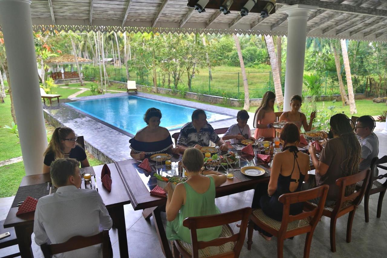 Amara Villa Ahangama Bagian luar foto